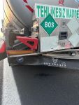 HURDAYA DÖNEN OTOMOBİLDEN BURNU BİLE KANAMADAN ÇIKTI