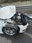HURDAYA DÖNEN OTOMOBİLDEN BURNU BİLE KANAMADAN ÇIKTI