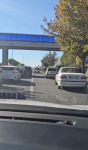 KAZA NEDENİYLE TIKANAN YOL, POLİS EKİPLERİNE FERMUAR YÖNTEMİYLE AÇILDI