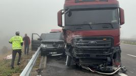 SİSTEN GÖRMEDİ, LÜKS CİP METRELERCE SÜRÜKLENDİ: 3 YARALI