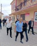 BAYRAM NAMAZINA GELMEYENİ SU OTAĞINA ATTILAR