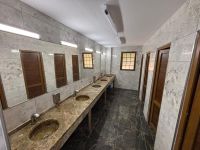 GÖLCÜK TABİAT PARKIN'DA TUVALETLER YENİLENDİ, MODERN OTOPARK YAPILIYOR
