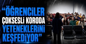 ÖĞRENCİLER ÇOKSESLİ KORODA YETENEKLERİNİ KEŞFEDİYOR